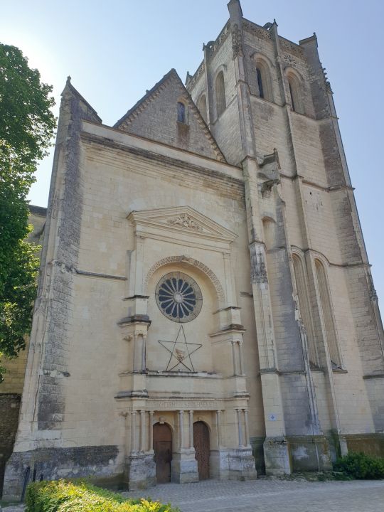 PLAINE ET VALLEES <br />Collégiale St Maurice à Oiron PLAINE ET VALLEES <br />Collégiale St Maurice à Oiron