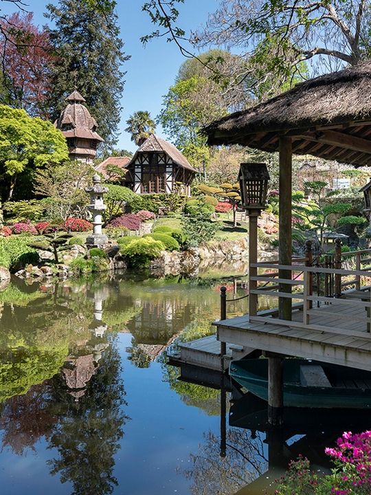 PARC DE MAULEVRIER - 50 mn de Oiron<br />Le plus grand jardin japonais d’Europe sur 29 hectares, labellisé « Jardin remarquable », invite à la promenade et à la rêverie.<br />Plus d'info : https://www.parc-oriental.com/ PARC DE MAULEVRIER - 50 mn de Oiron<br />Le plus grand jardin japonais d’Europe sur 29 hectares, labellisé « Jardin remarquable », invite à la promenade et à la rêverie.<br />Plus d'info : https://www.parc-oriental.com/